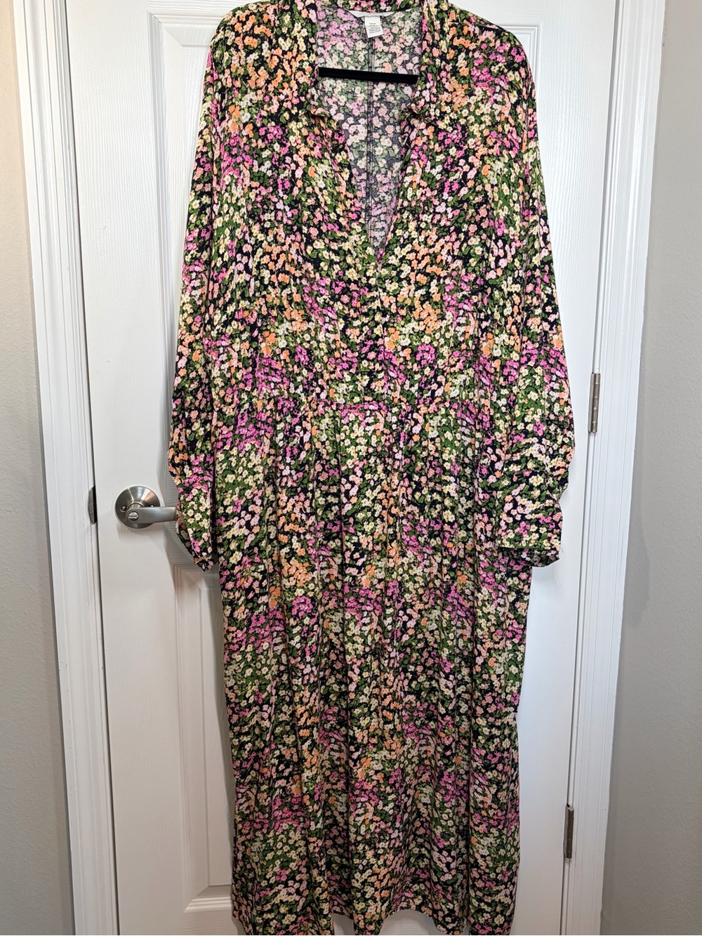 H&M Floral V-Neck Maxi Dress in Green, Pink & Cream